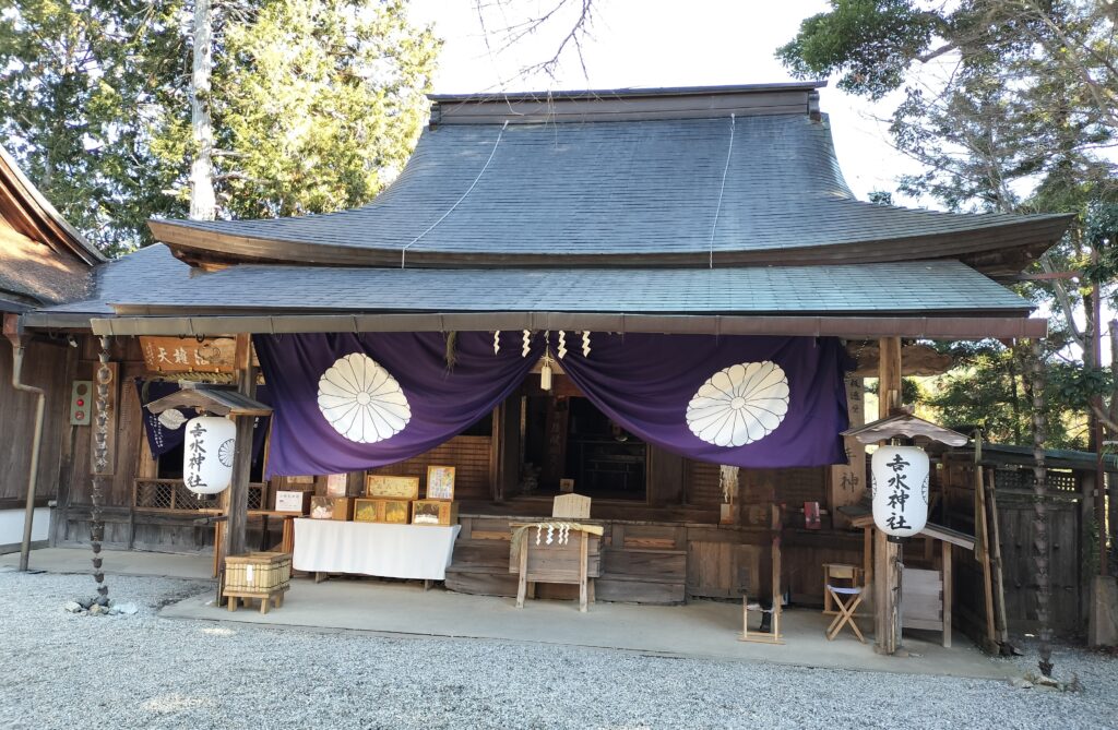 𠮷水神社　本殿